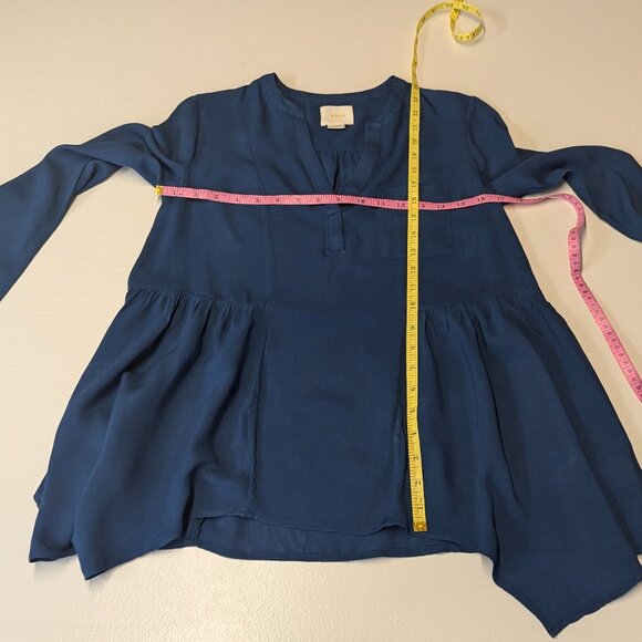 Maeve by Anthropologie Size 2 Medium Blue Asymmetrical Blouse - Picture 9 of 13